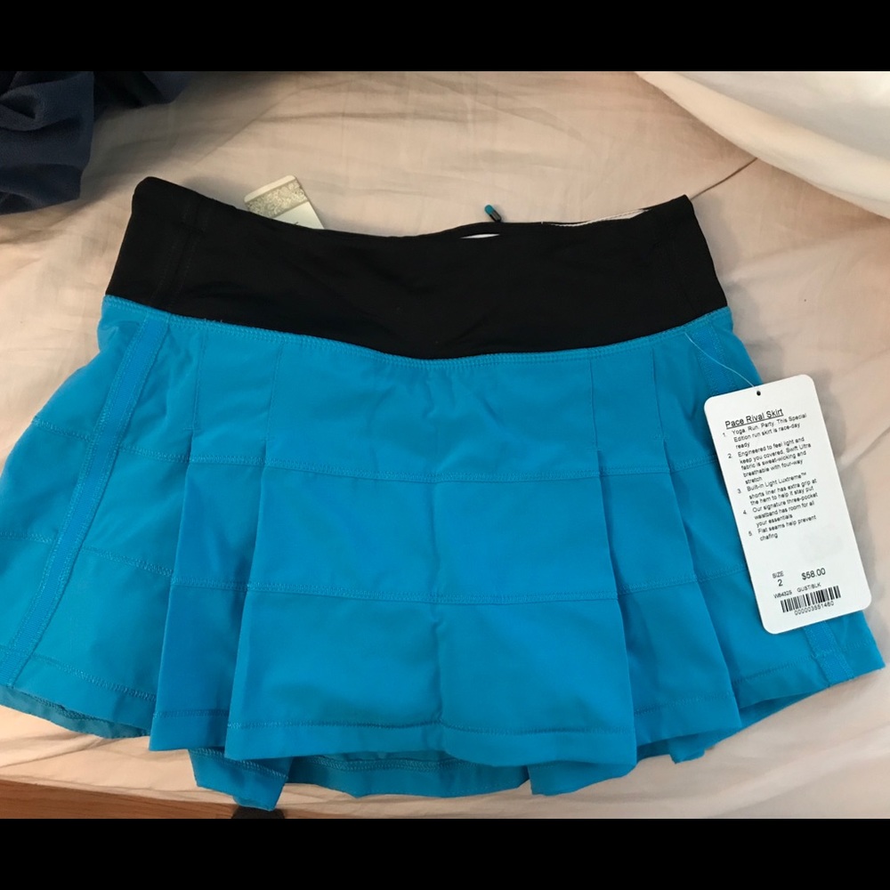 LULULEMON SEAWHEEZE SKIRT NWT SIZE 2